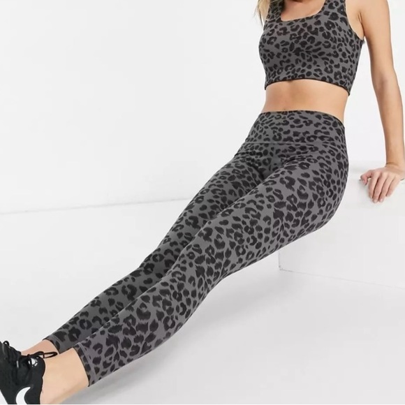 VARLEY CENTURY GREY CHEETAH LEOPARD ANIMAL PRINT CROPPED HIGH RISE LEGGINGS - Picture 2 of 16